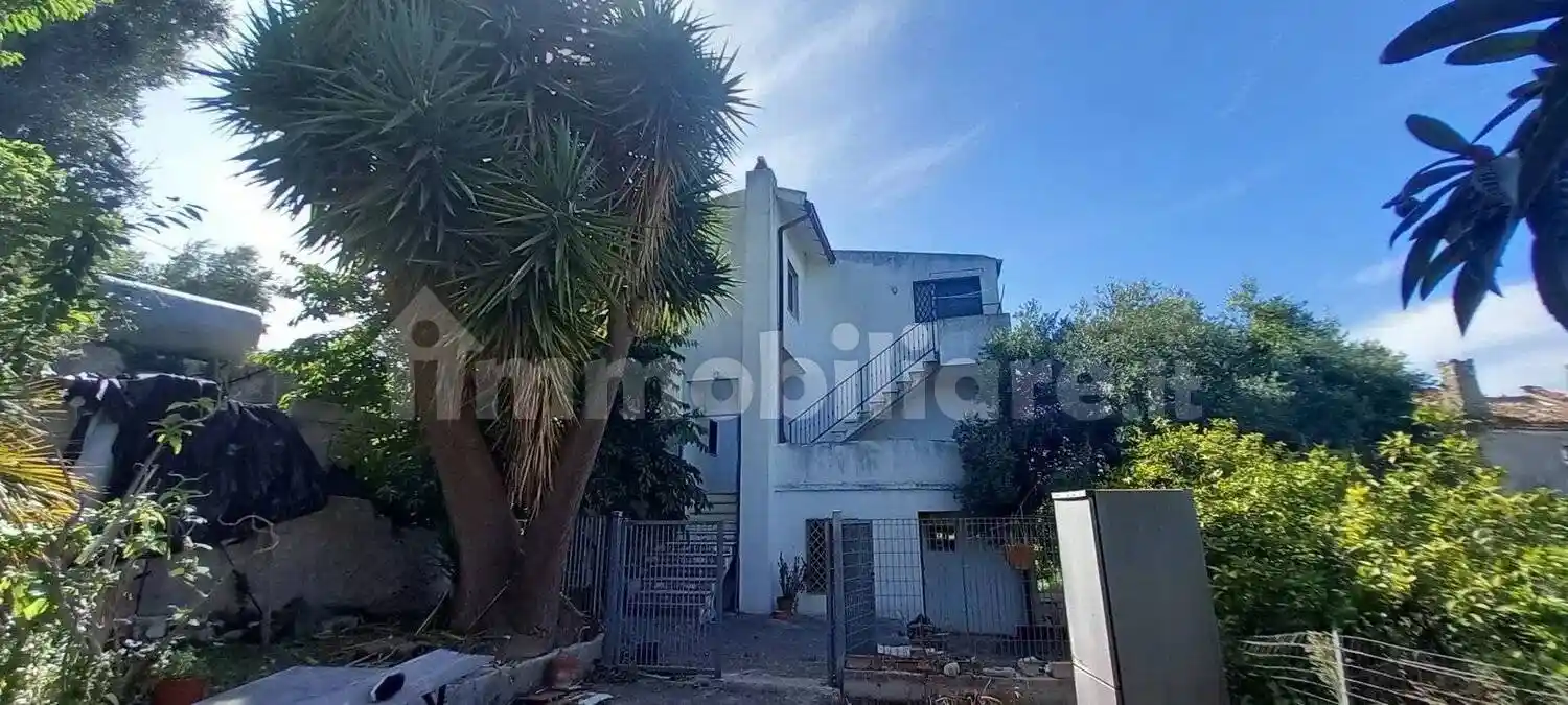 Palazzo - Edificio in vendita a Vico del Gargano