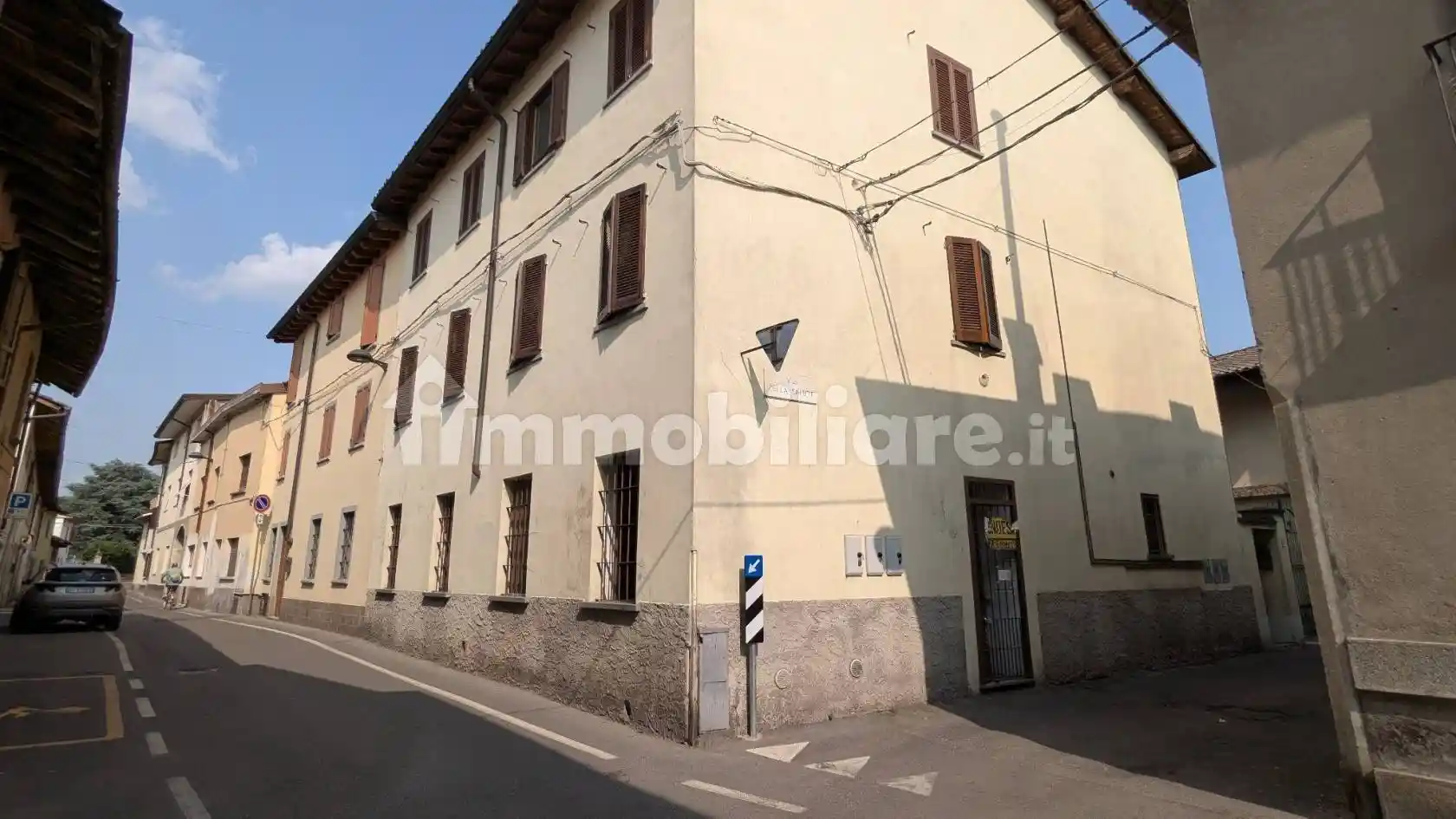 Appartamento in vendita a Casirate d'Adda