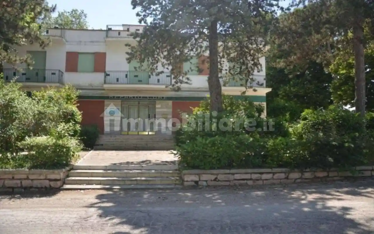 Palazzo - Edificio in vendita a Fano