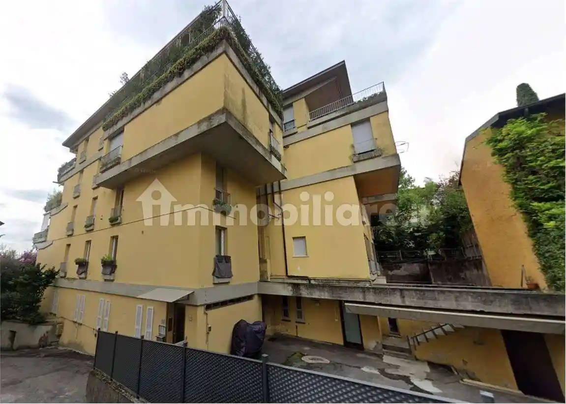 Appartamento in vendita a Salò