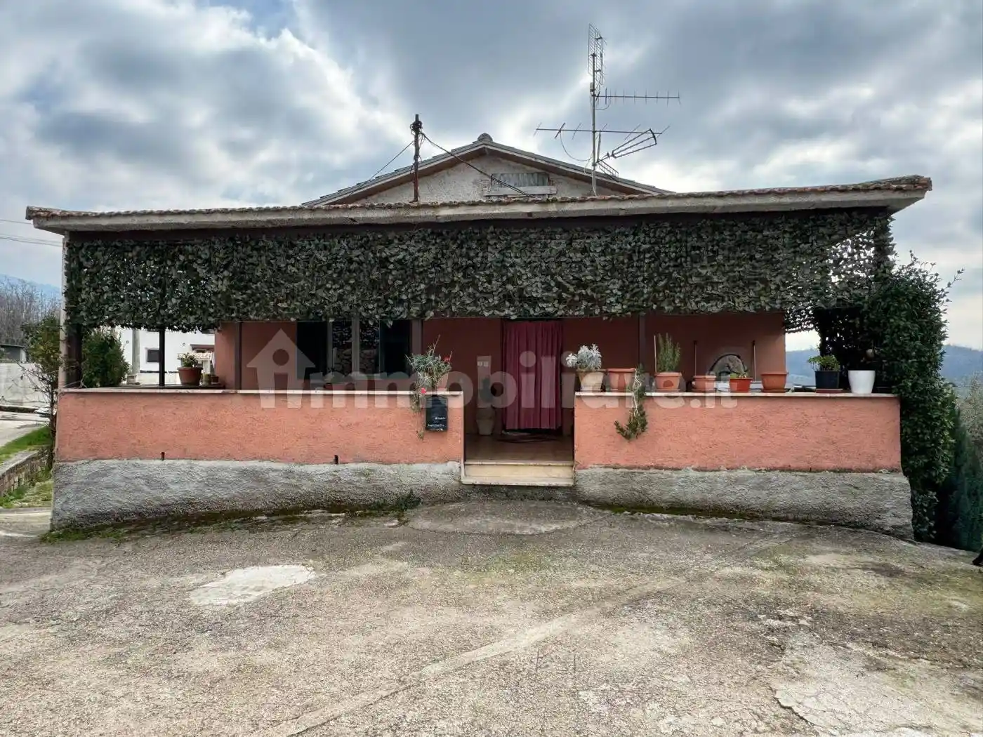 Villa in vendita a Serrone