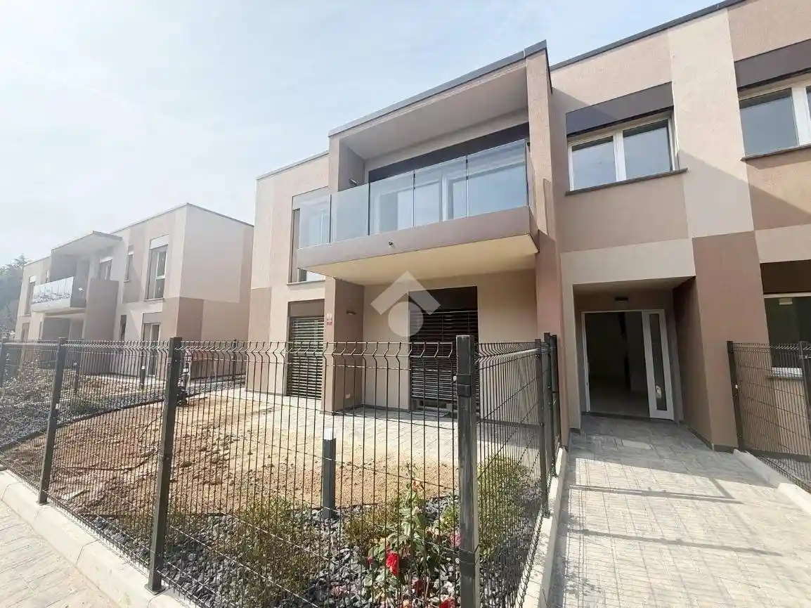 Appartamento in vendita a Rovellasca