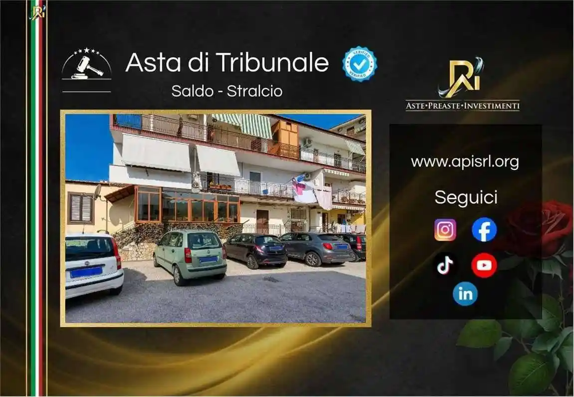 Appartamento in vendita a Napoli