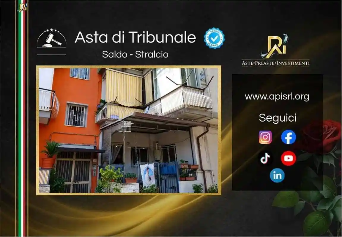 Appartamento in vendita a Napoli