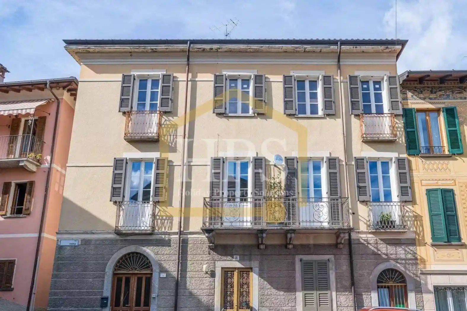 Appartamento in vendita a Carlazzo