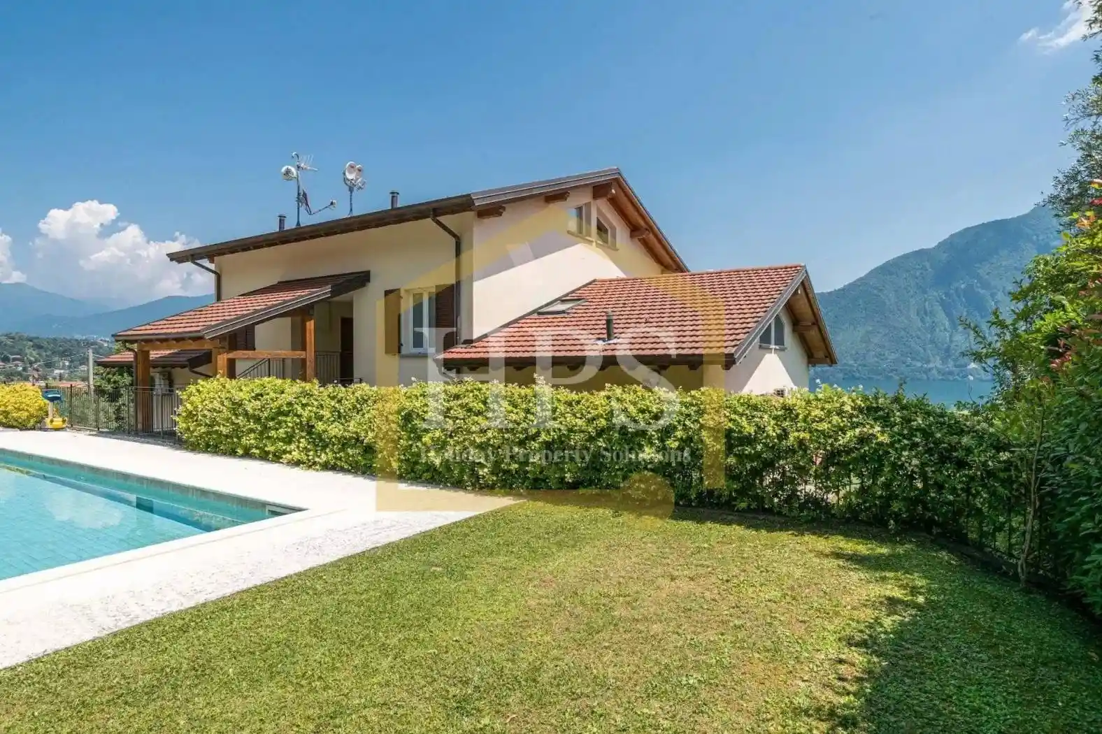 Appartamento in vendita a Tremezzina