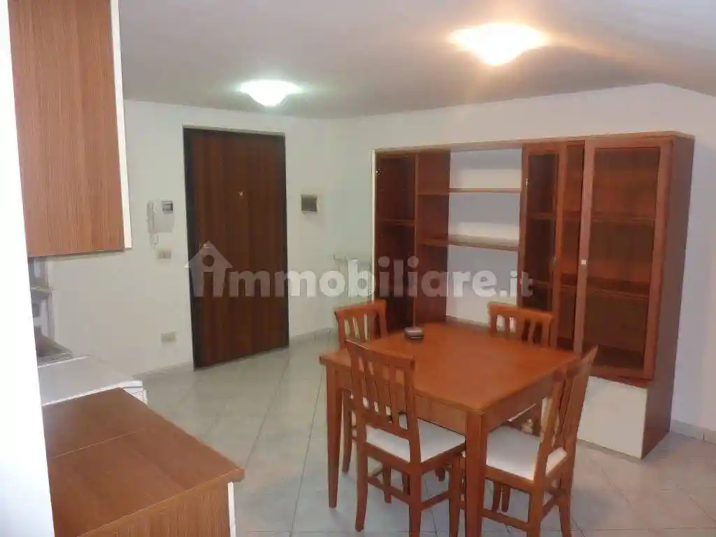 Appartamento in affitto a Mentana