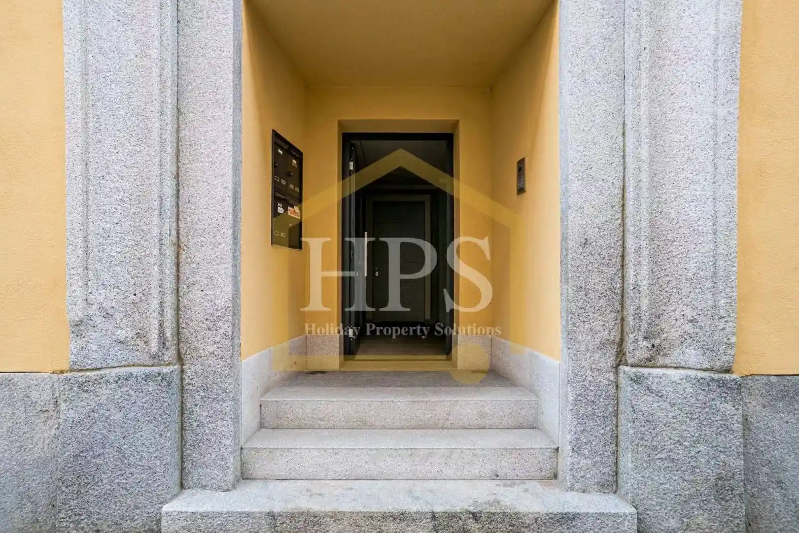 Appartamento in vendita a Como