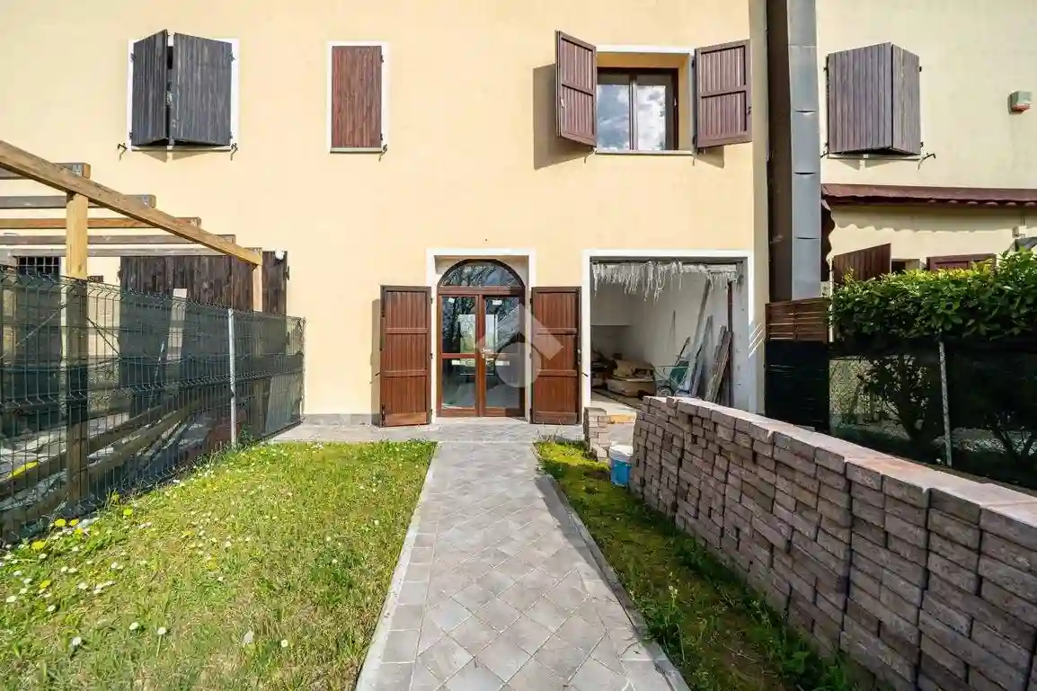 Villetta a schiera - foto 2