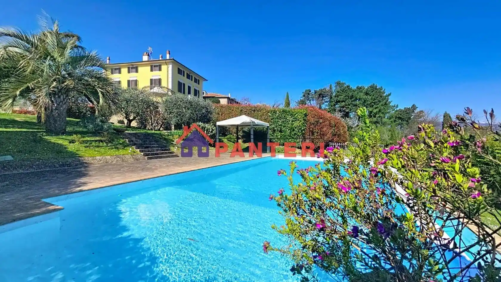 Villa in vendita a Montecarlo