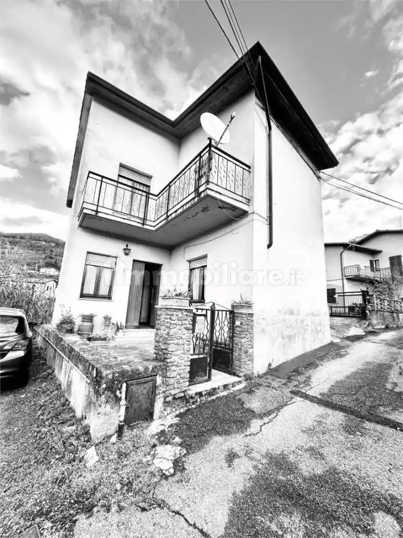 Villetta a schiera in vendita a Luni