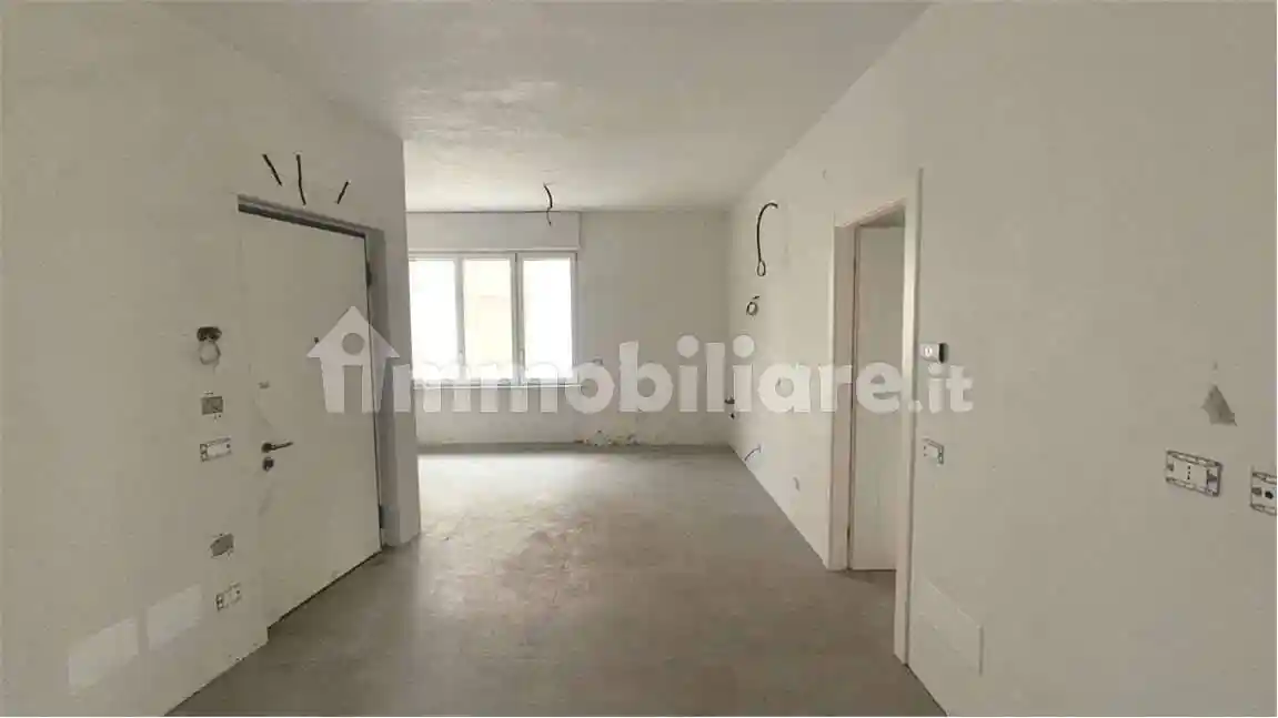 Appartamento in vendita a Voghera