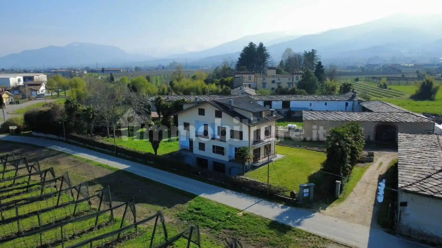 Villa in vendita a Campiglione-Fenile