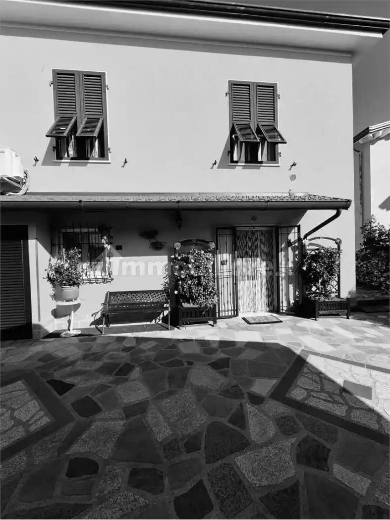 Villa in vendita a Castelnuovo Magra