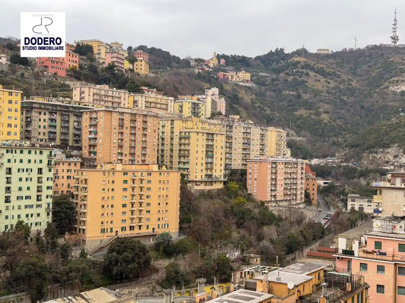 Appartamento in vendita a Genova