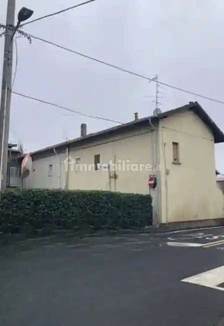 Appartamento in vendita a Oggiona con Santo Stefano