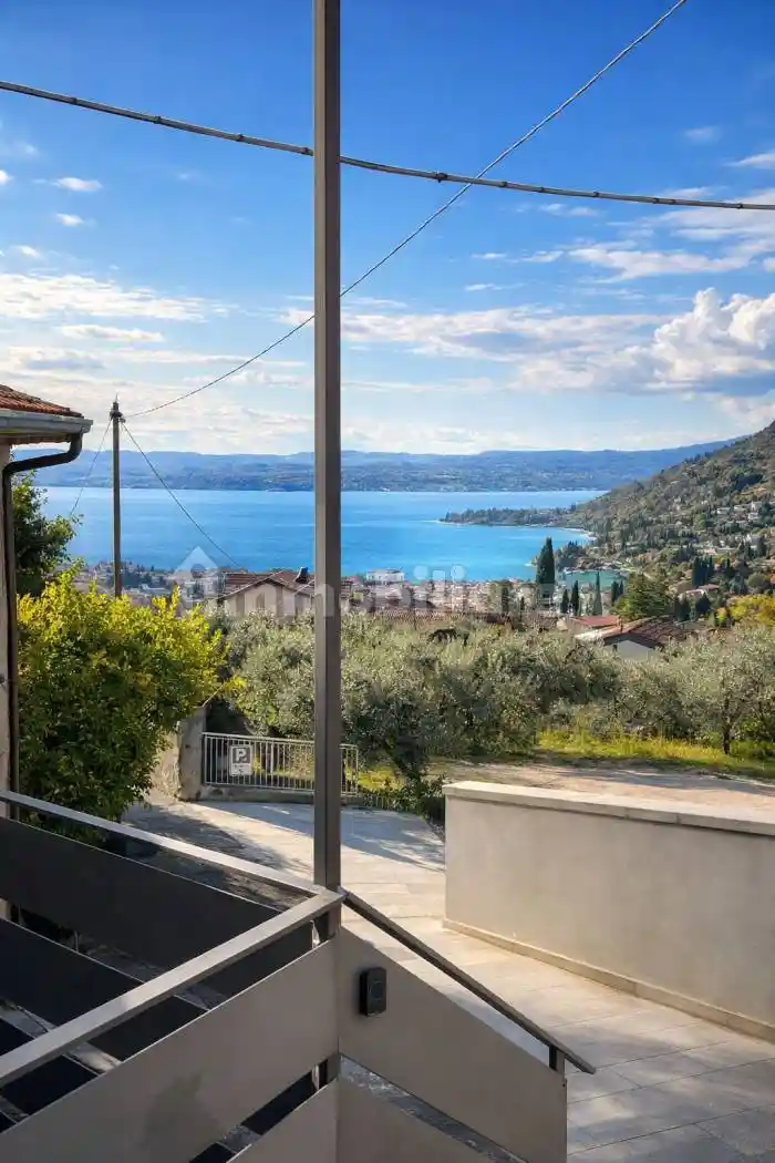 Casa indipendente in vendita a Toscolano-Maderno