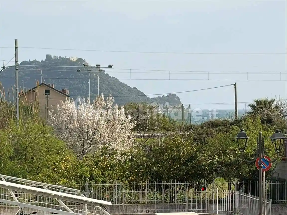 Appartamento in vendita a Albenga