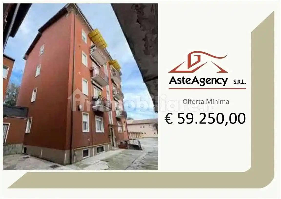 Appartamento in vendita a Usmate Velate