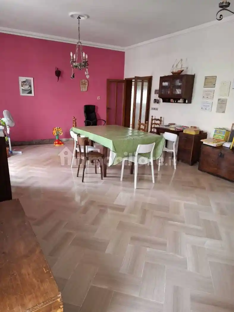 Appartamento in vendita a Livorno