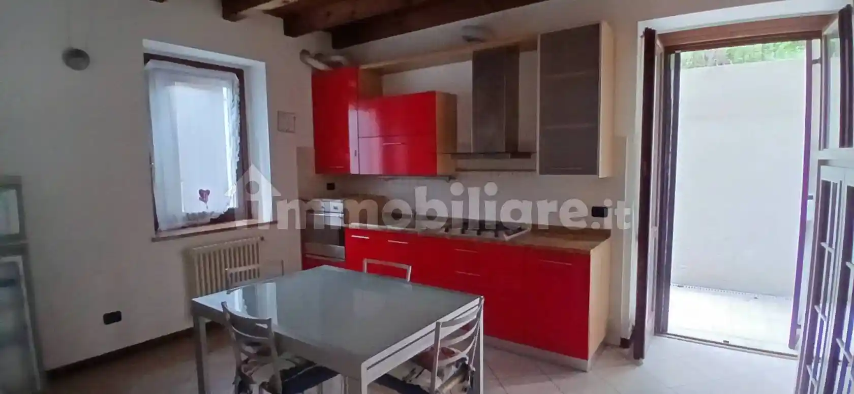 Appartamento in affitto a Pastrengo