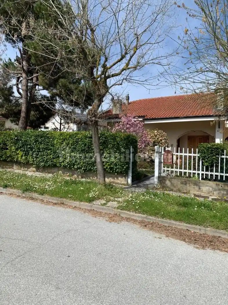 Villa in vendita a Saluzzo