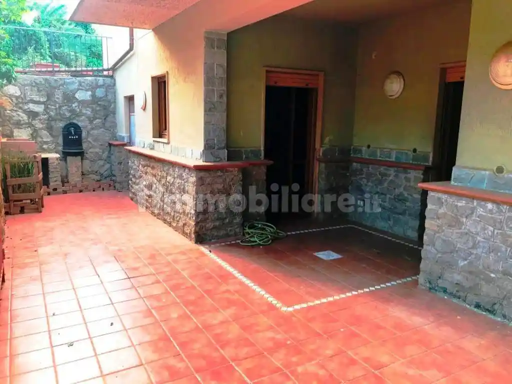 Villa in affitto a Palermo