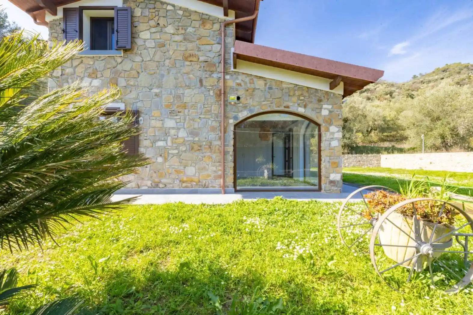 Casa indipendente in vendita a Dolceacqua