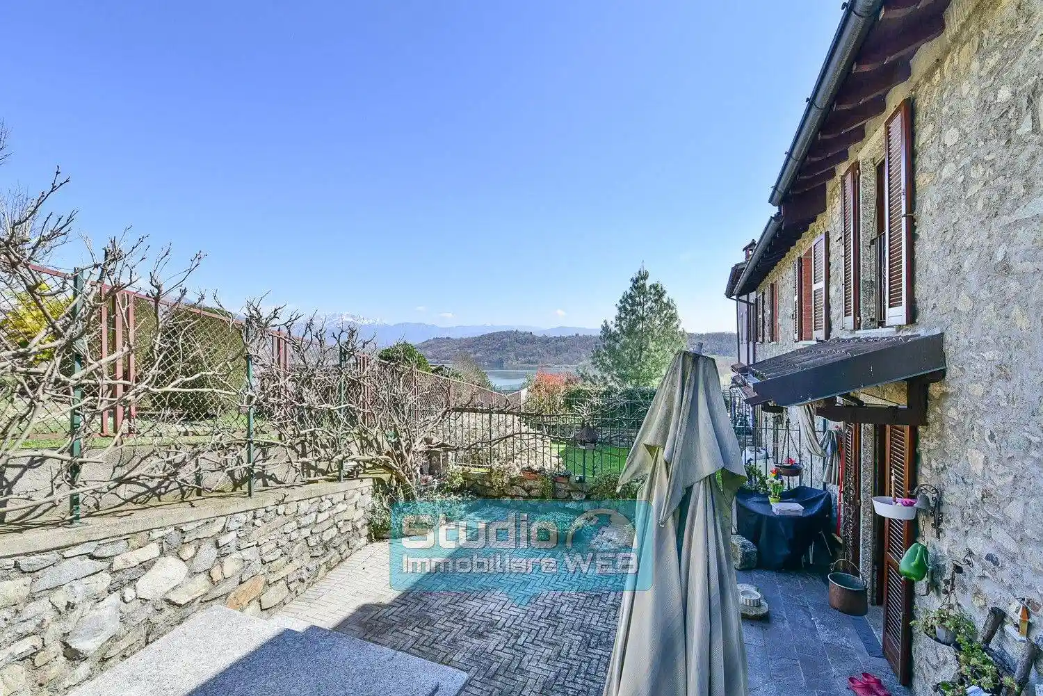 Villetta a schiera in vendita a Alserio