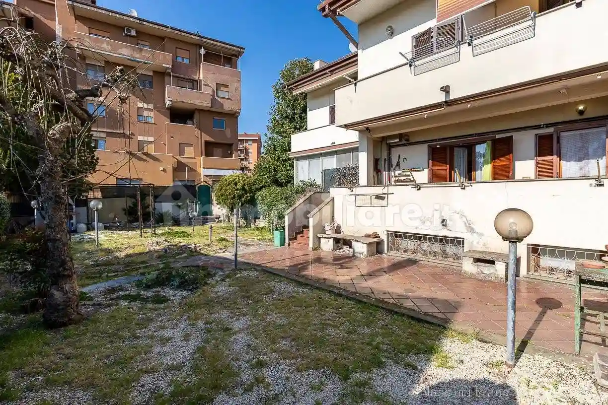 Villetta a schiera - foto 2