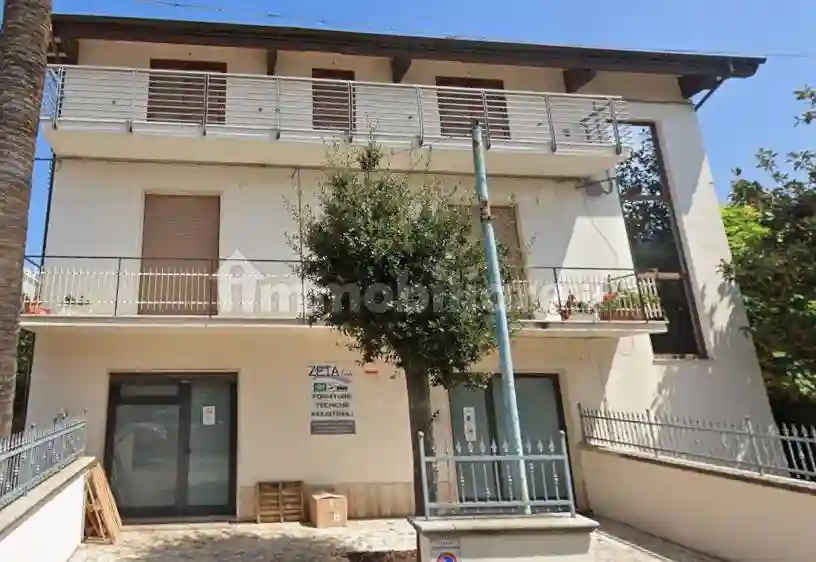 Palazzo - Edificio - foto 2
