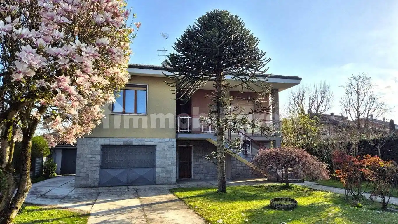 Villa in vendita a Alluvioni Piovera