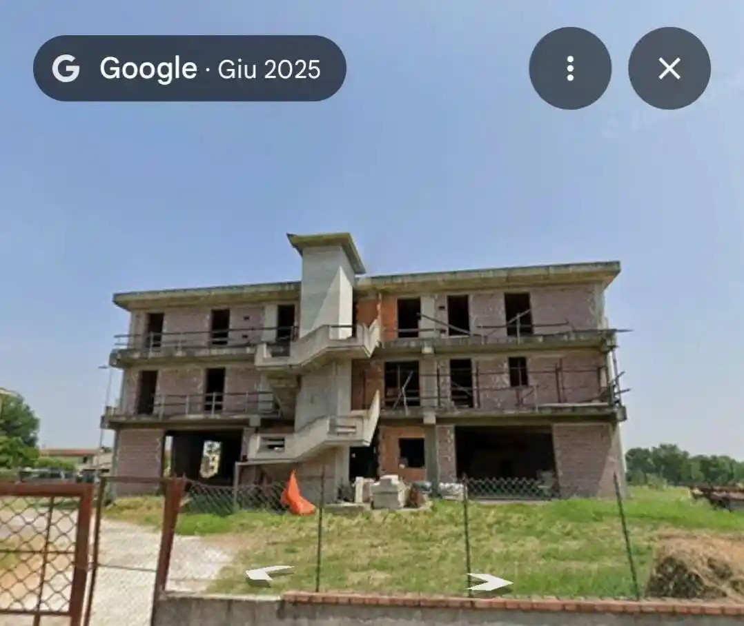 Palazzo - Edificio in vendita a Altopascio
