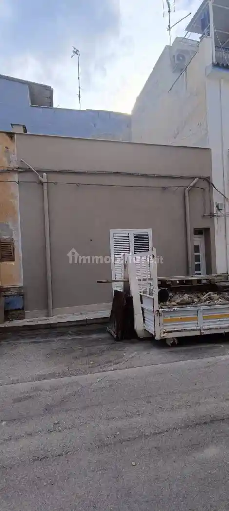 Casa indipendente in vendita a Terrasini