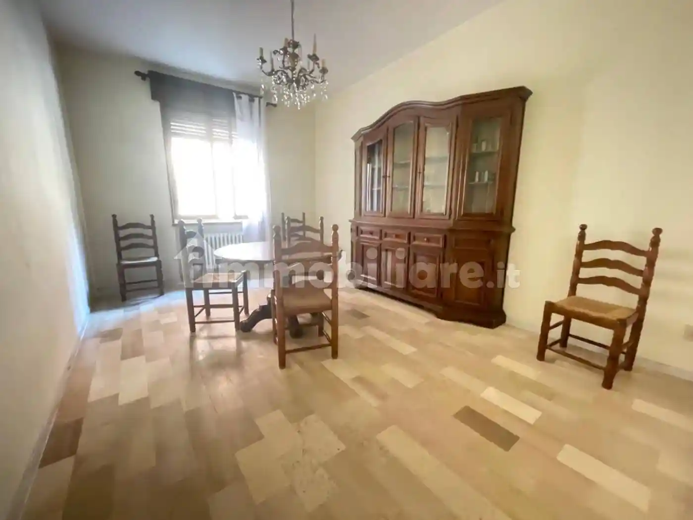 Appartamento in vendita a Piacenza