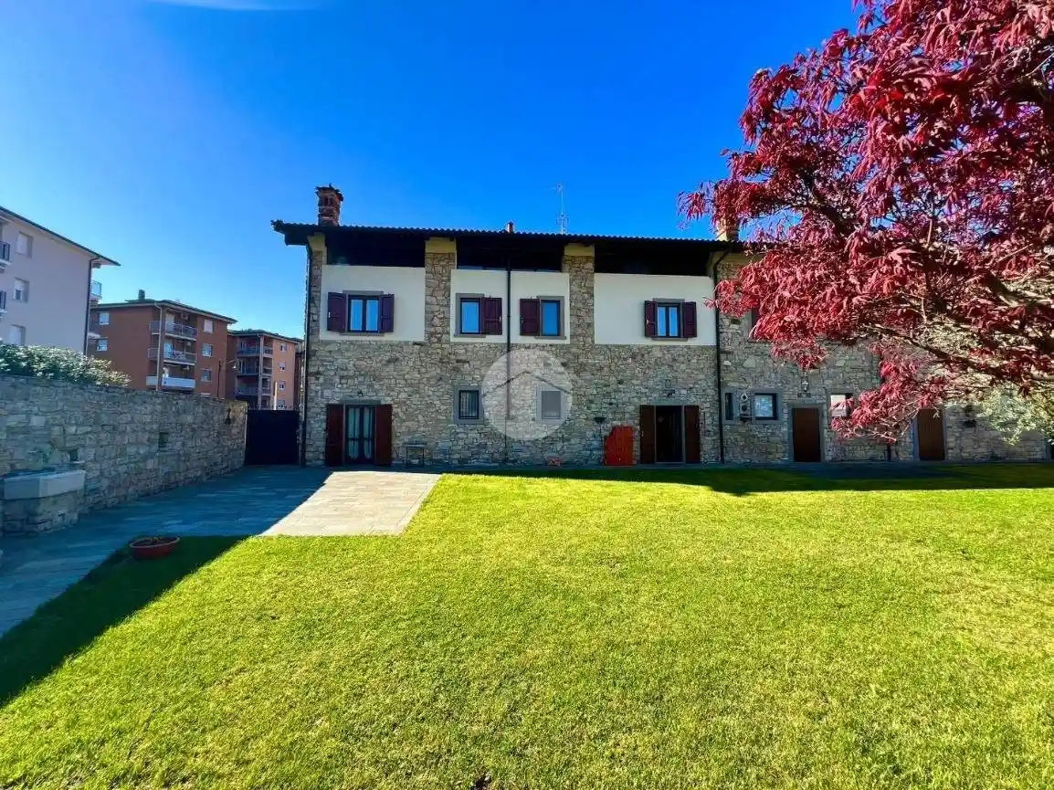 Rustico - Casale in vendita a Grumello del Monte