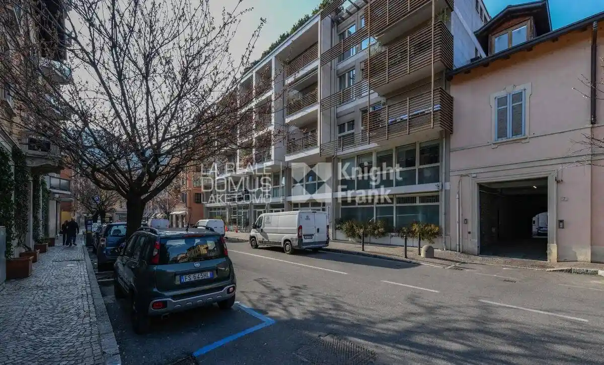 Appartamento in vendita a Como