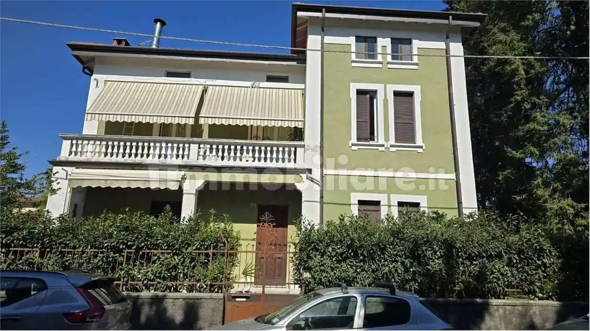 Appartamento in vendita a Besozzo