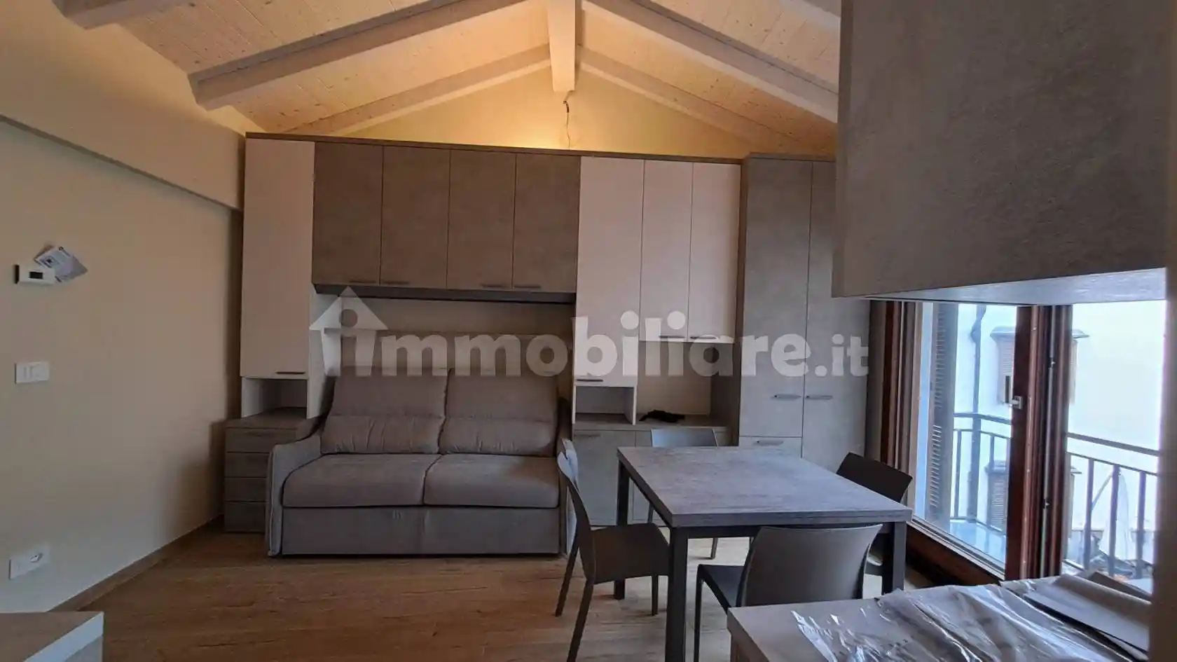 Appartamento in affitto a Cambiasca