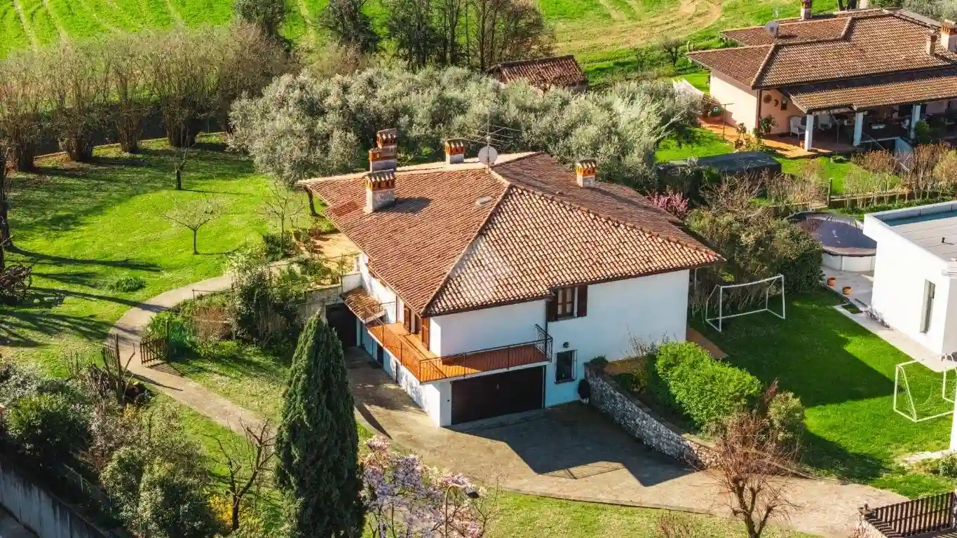 Villa - foto 2