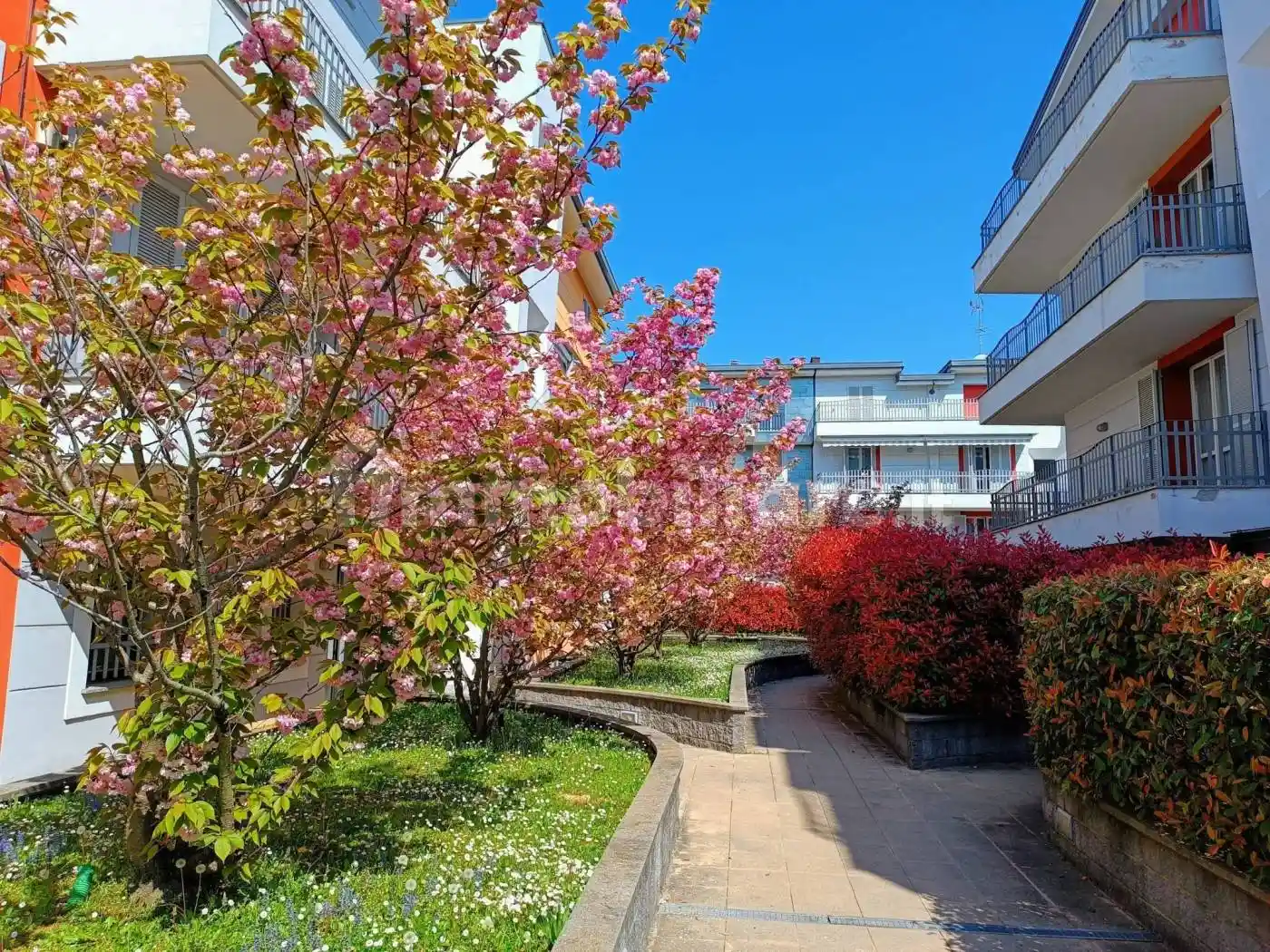 Appartamento in vendita a Besana in Brianza