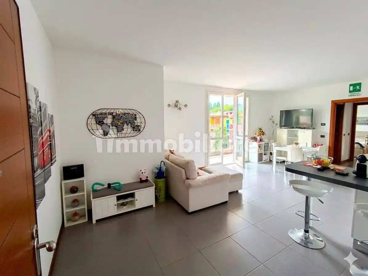 Appartamento in vendita a Besana in Brianza