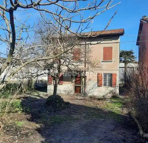 Villa in vendita a Campagnola Emilia