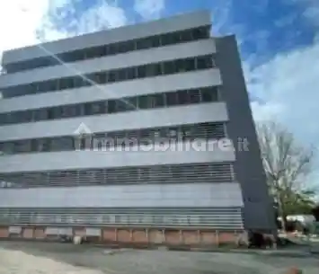 Palazzo - Stabile in vendita a Bologna