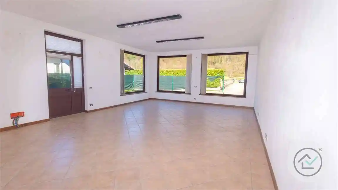 Casa indipendente in vendita a Rancio Valcuvia