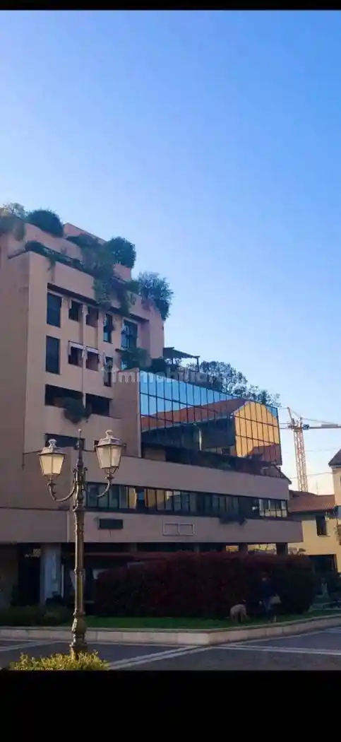 Appartamento in affitto a Saronno