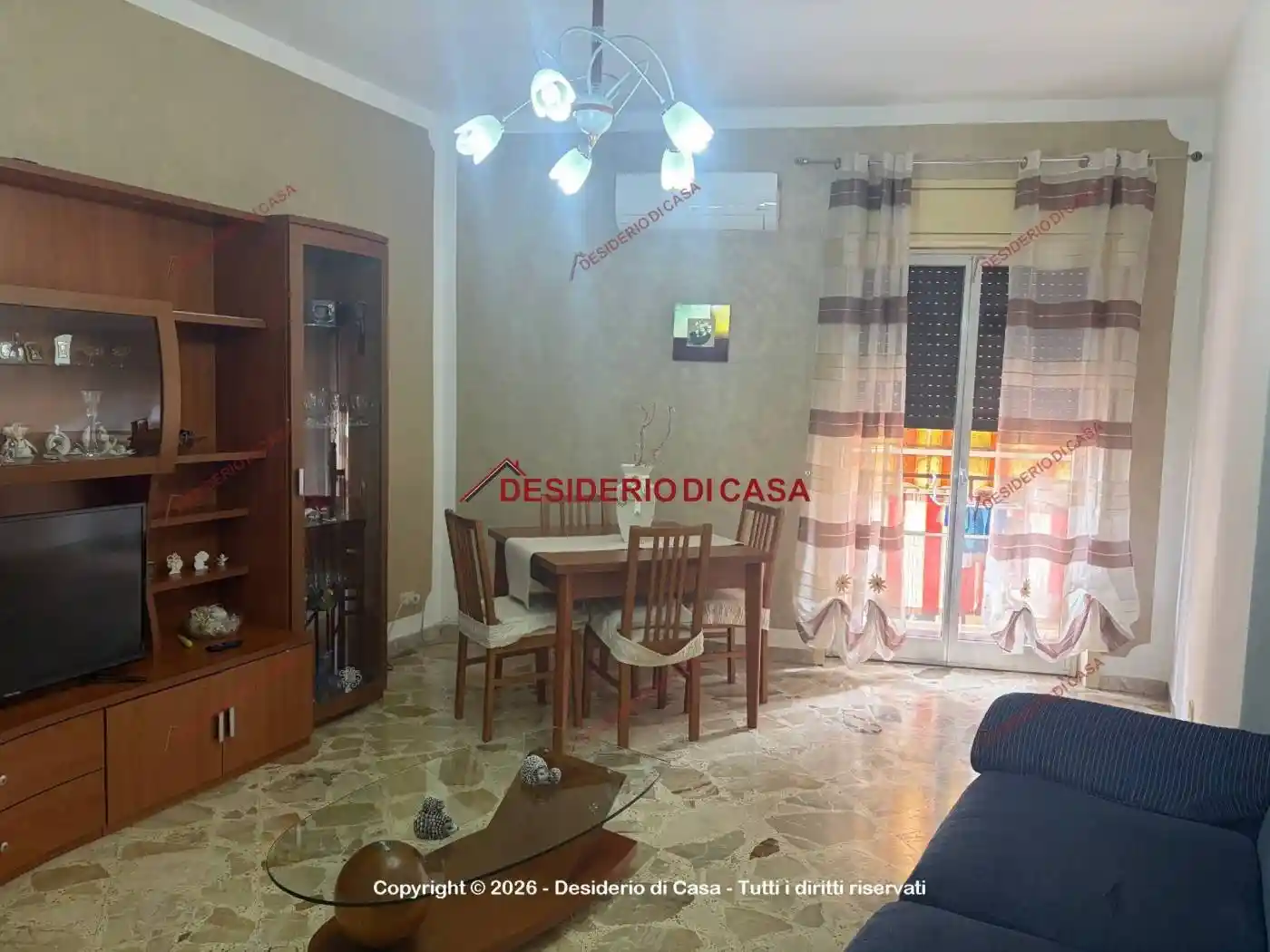 Appartamento in vendita a Campofelice di Roccella