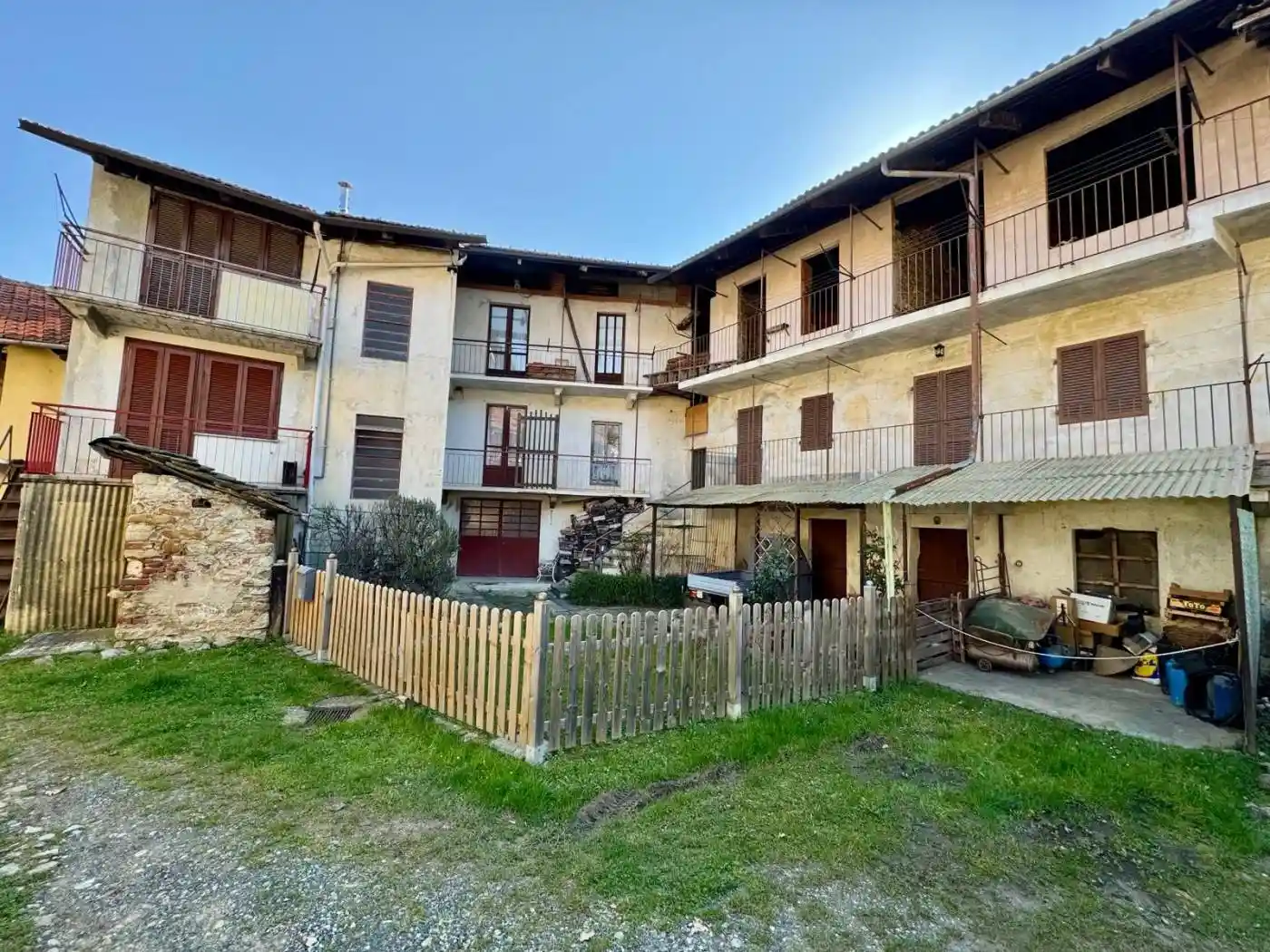 Casa indipendente in vendita a Forno Canavese