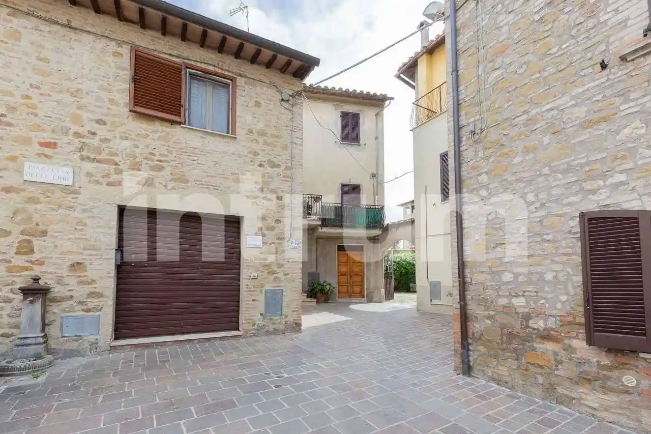 Appartamento in vendita a Assisi