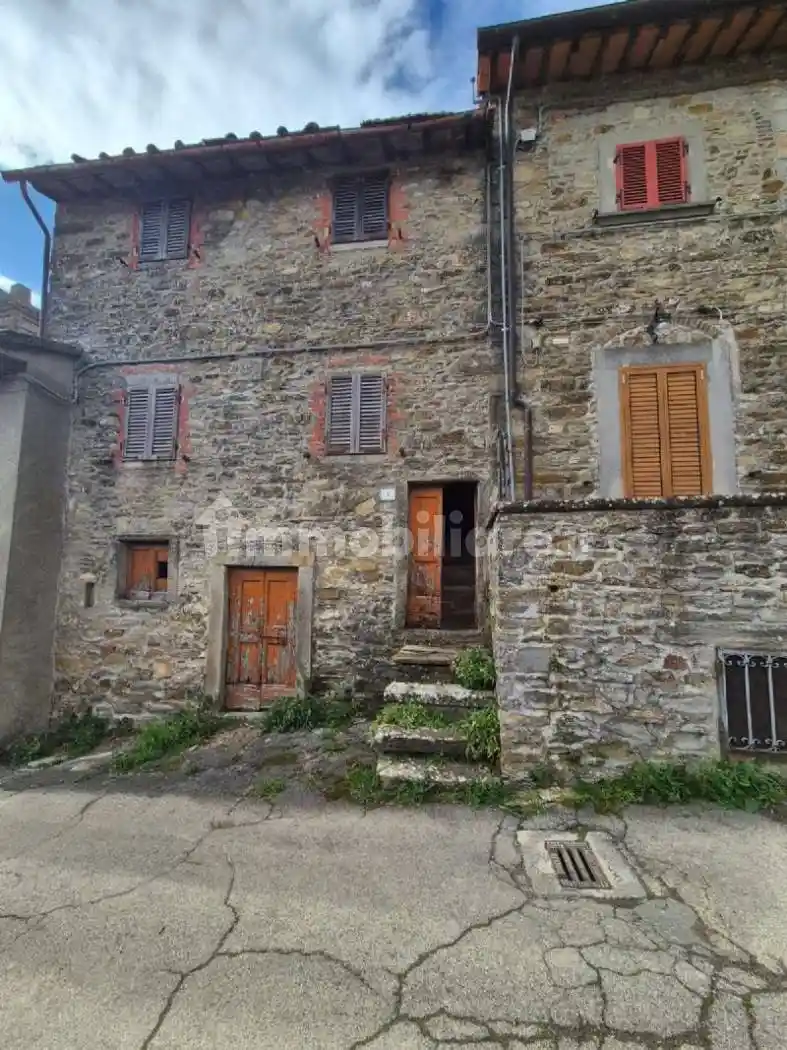 Casa indipendente in vendita a Subbiano